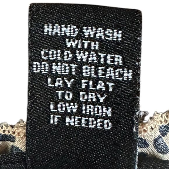 Rue 21 Womens Blouse Brown Animal Print Long Sleeve Smocked Cropped Top. Small - Picture 6 of 6